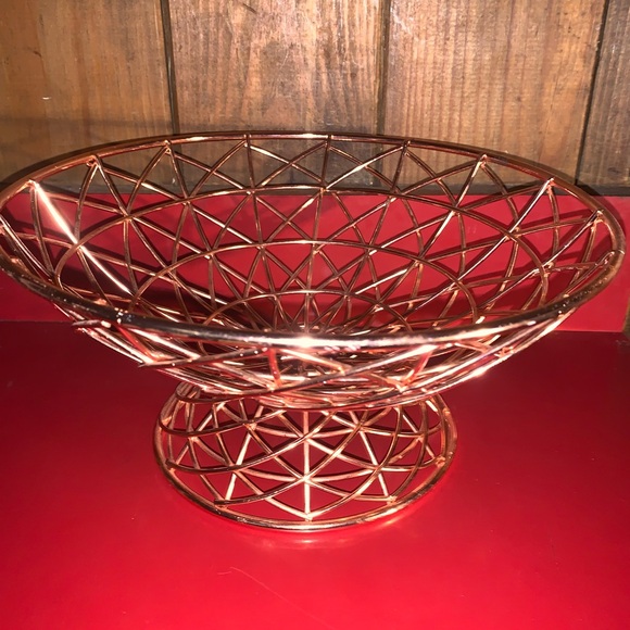Unique Copper Wire Basket - Picture 5 of 10